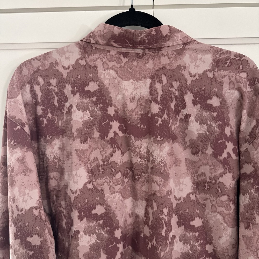 Columbia Elevated View Utility Long Sleeve Shirt Women's Pink Camo Gorpcore Sz L - Picture 7 of 16